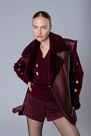 SLEEVELESS SHEEPSKIN VEST