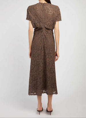 ABITO IN PIZZO CON SOTTOVESTE