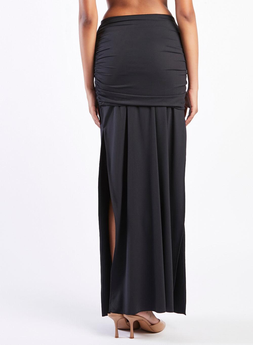 GONNA PAREO LUNGA CON DRAPPEGGIO NERO