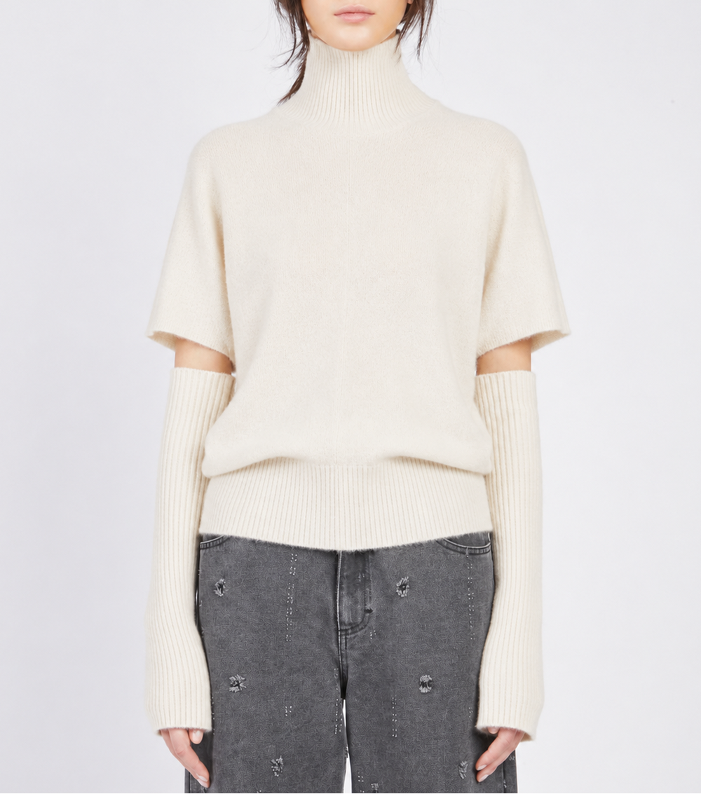 MAGLIA COLLO ALTO CON MANICOTTI