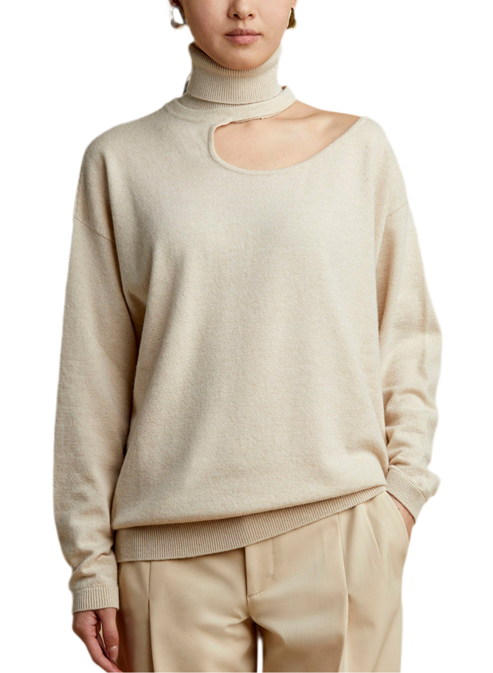 SWEATER WITH CUT OUT