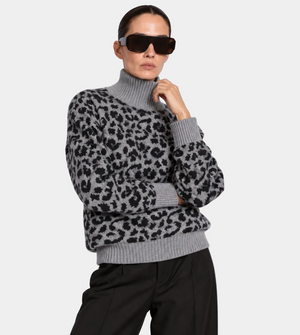 SPOTTED HIGH NECK SWEATER