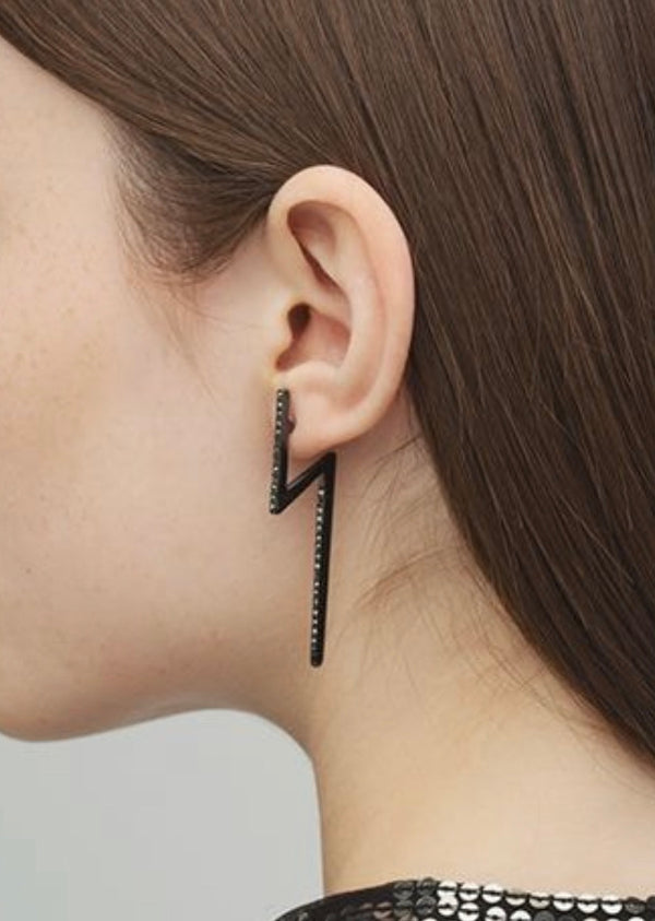 FLASH EARRINGS BLACK (722209079356)